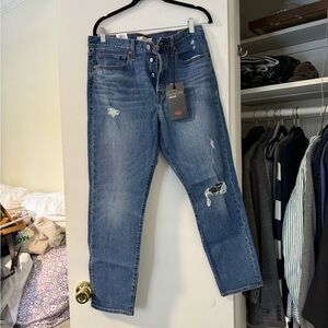 Levi jeans - NWT, button fly